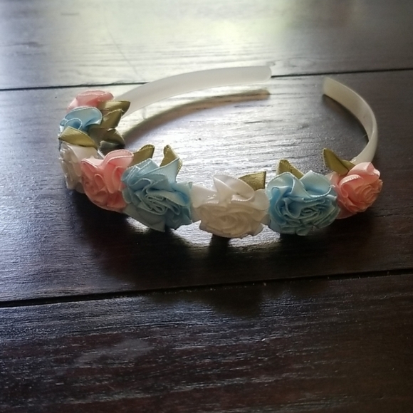 2×$10 Flower kids Headbands - Picture 9 of 11